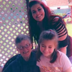 Meet your Posher, Ashley